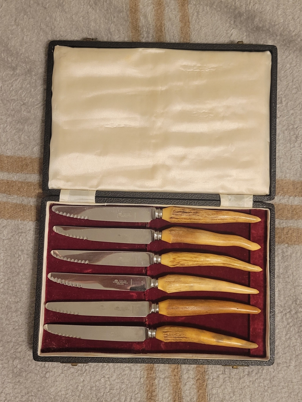 Vintage Taylor's Eye Witness Sheffield Stag Handle Steak Knife Set 6 Pc Cased